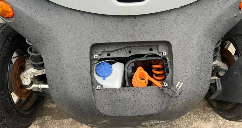 Renault Twizy cena 5800 przebieg: 12000, rok produkcji 2018 z Poniatowa małe 92